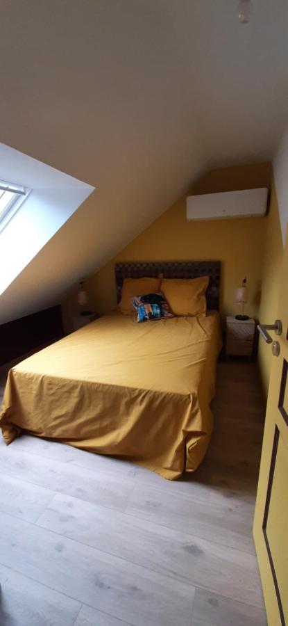 Le Nid Douillet Bed and Breakfast Chènehutte-les-Tuffeaux Exteriör bild